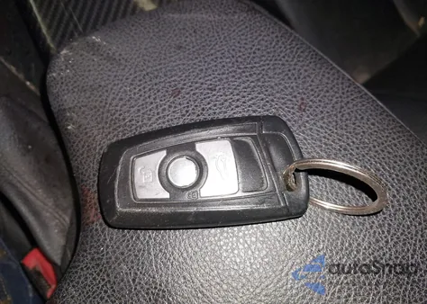 2014 BMW 328I xDrive z USA, uszkodzony, nr VIN WBA3B5G57ENS07112